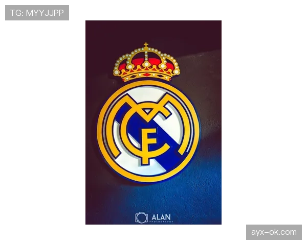 西班牙国家队徽章焕然一新，彰显新时代荣耀与团结