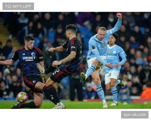 英超VAR争议判罚频发:关键节点裁决引球迷热议 英超VAR争议判罚频发:关键节点裁决引球迷热议