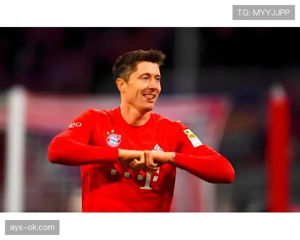 莱万多夫斯基欧洲金靴荣誉加身，射手表现持续提升