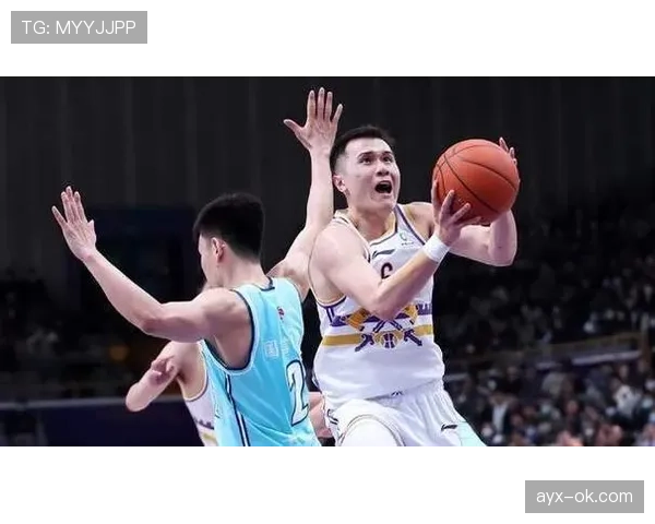 马布里无球跑动效率提升明显，助推关键回合得分拉开差距